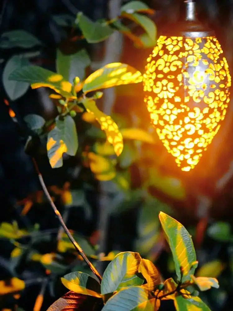 Outdoor Solar Light LED Moroccan Retro Hollow Projection Lamp Metal Waterproof Hanging Garden Light for Patio Pathway Yard Porch